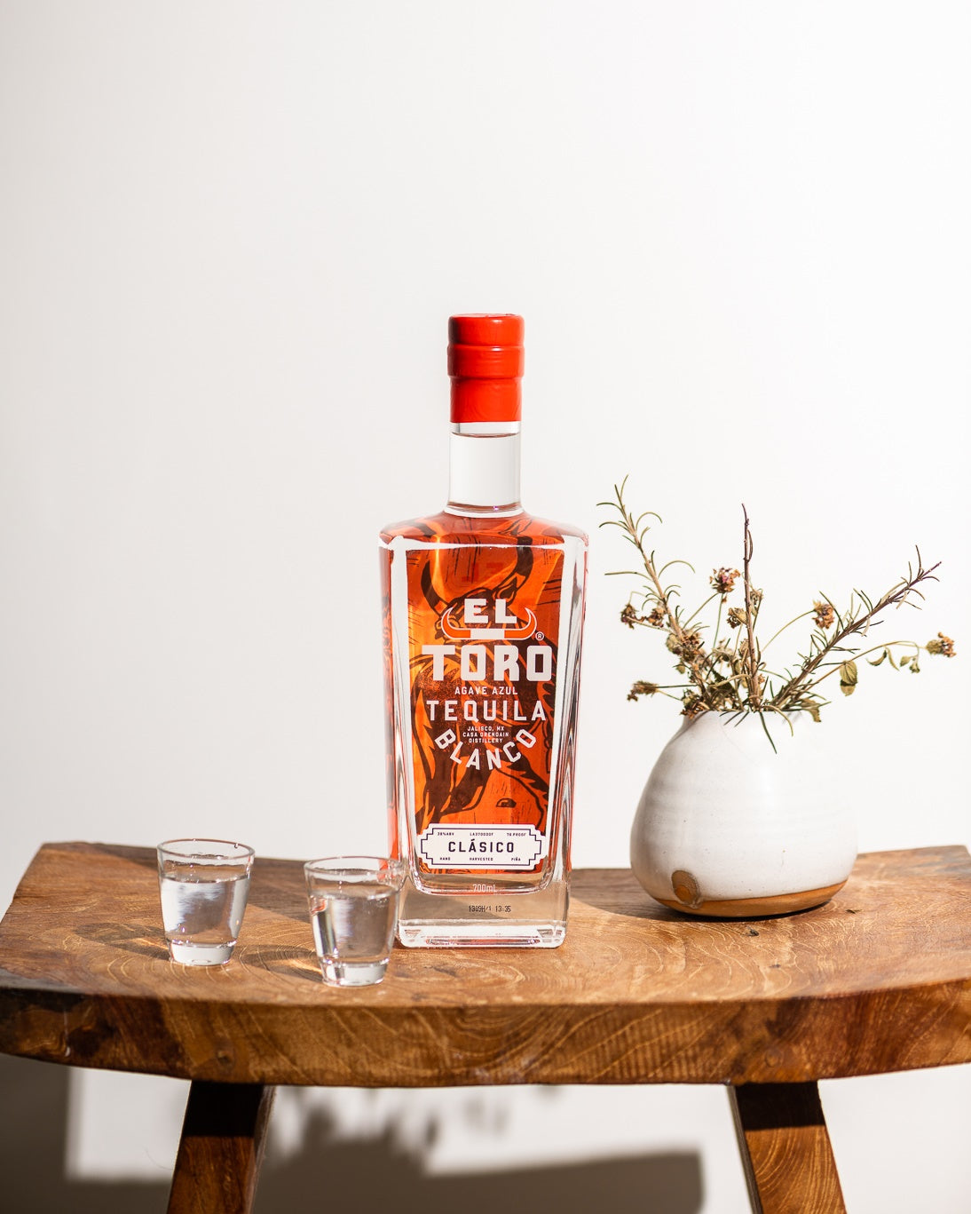 El Toro Tequila Clasico Blanco fancy background