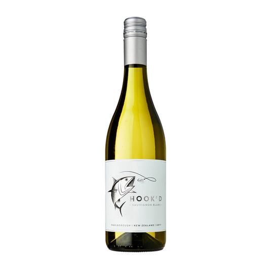 Bottle of Hook'D Marlborough Sauvignon Blanc wine with a white label and black text.