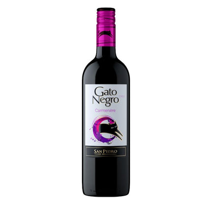 A bottle of Gato Negro Red Wine Carmenere with a purple cap and label featuring a black cat.